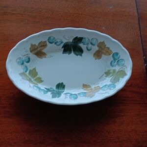 Metlox Vernonware VINEYARD pattern dish